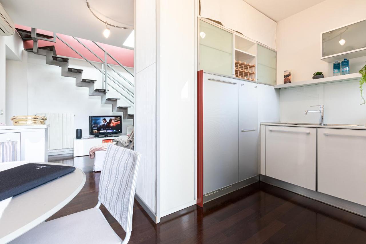 Sempione Split-Level Terrace Apartment - Top Collection Milano Exteriör bild